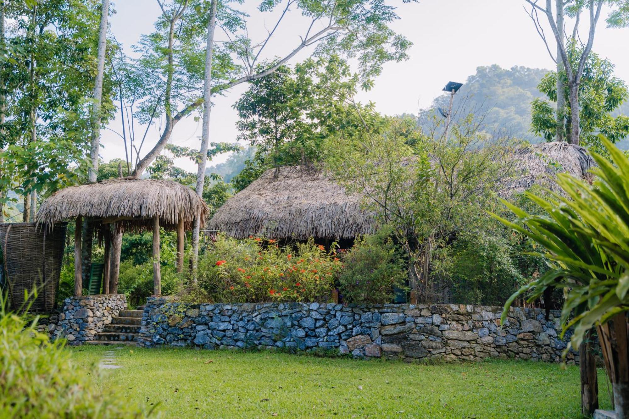 Ha Giang Xanh Retreat - Trekking, Tour, Motorbike Rental Exterior photo