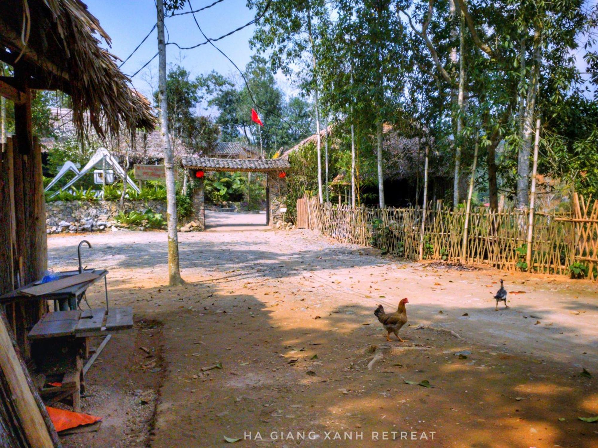 Ha Giang Xanh Retreat - Trekking, Tour, Motorbike Rental Exterior photo